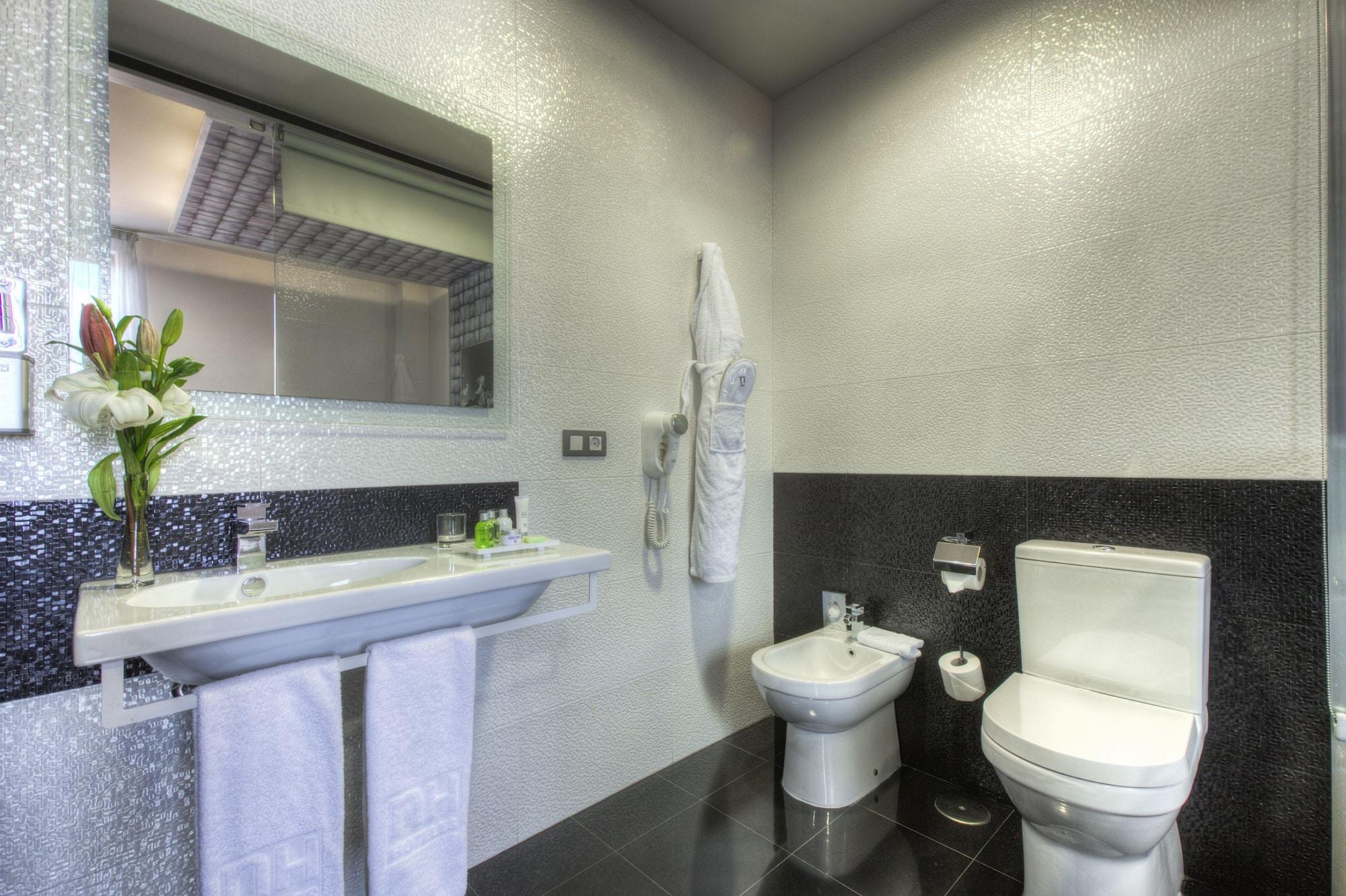 Nh Ourense Ngoại thất bức ảnh