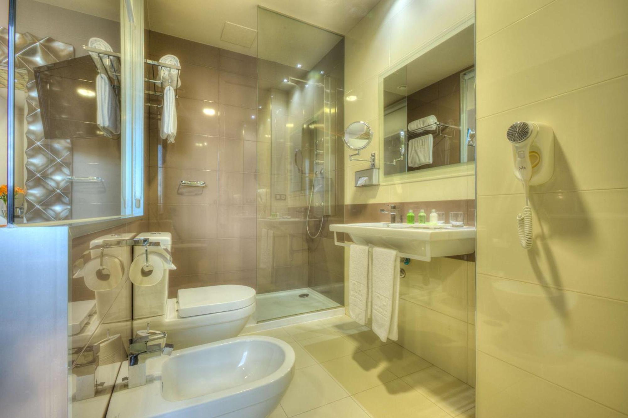 Nh Ourense Ngoại thất bức ảnh